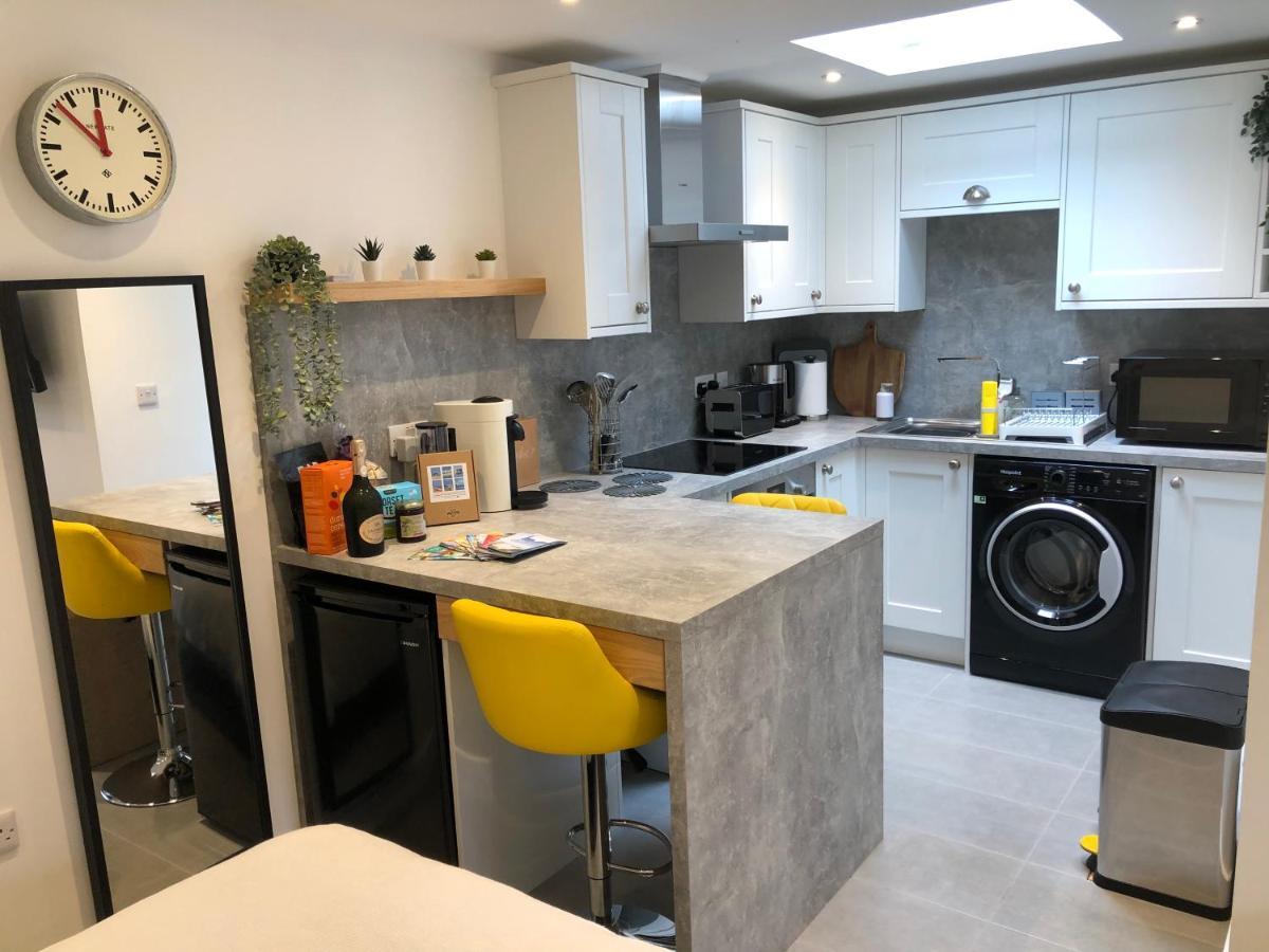Tiny Home, Boscombe Manor Holiday home