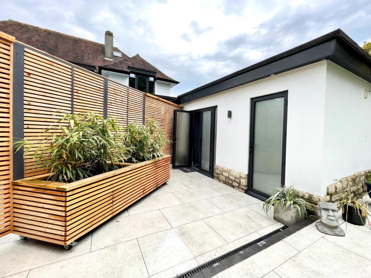 Дом отдыха Tiny Home, Boscombe Manor Борнмут